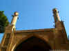 Isfahan-Manar_Jomban-Minareti_oscillanti.jpg (209133 byte)